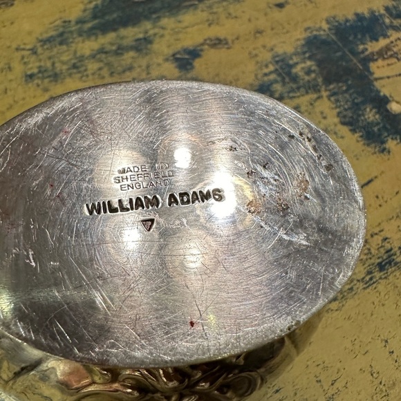 Vintage silver sugar and creamer set by William Adams in Sheffield England - Picture 5 of 7